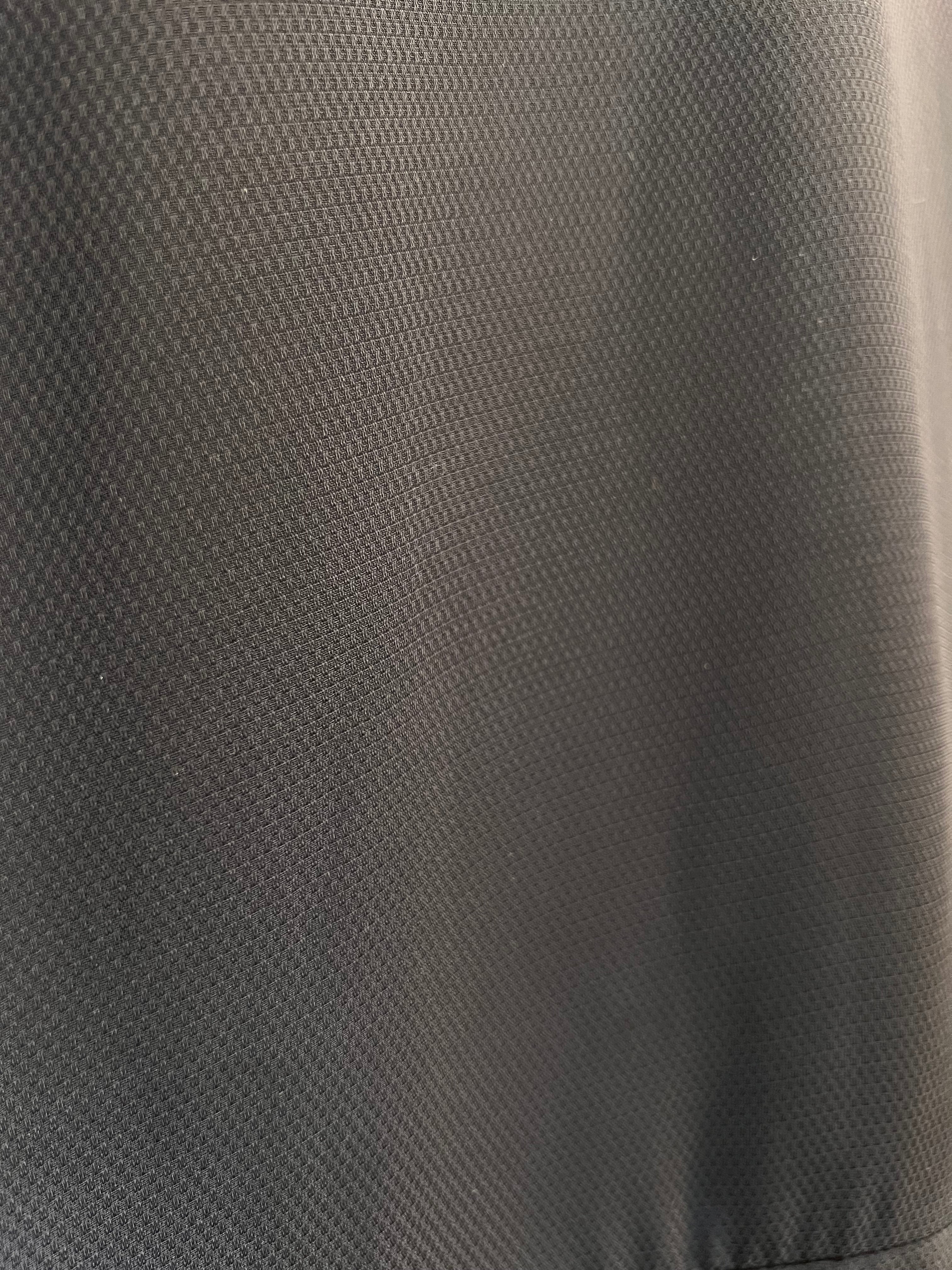 Skir blus med knytdetalj på ärm