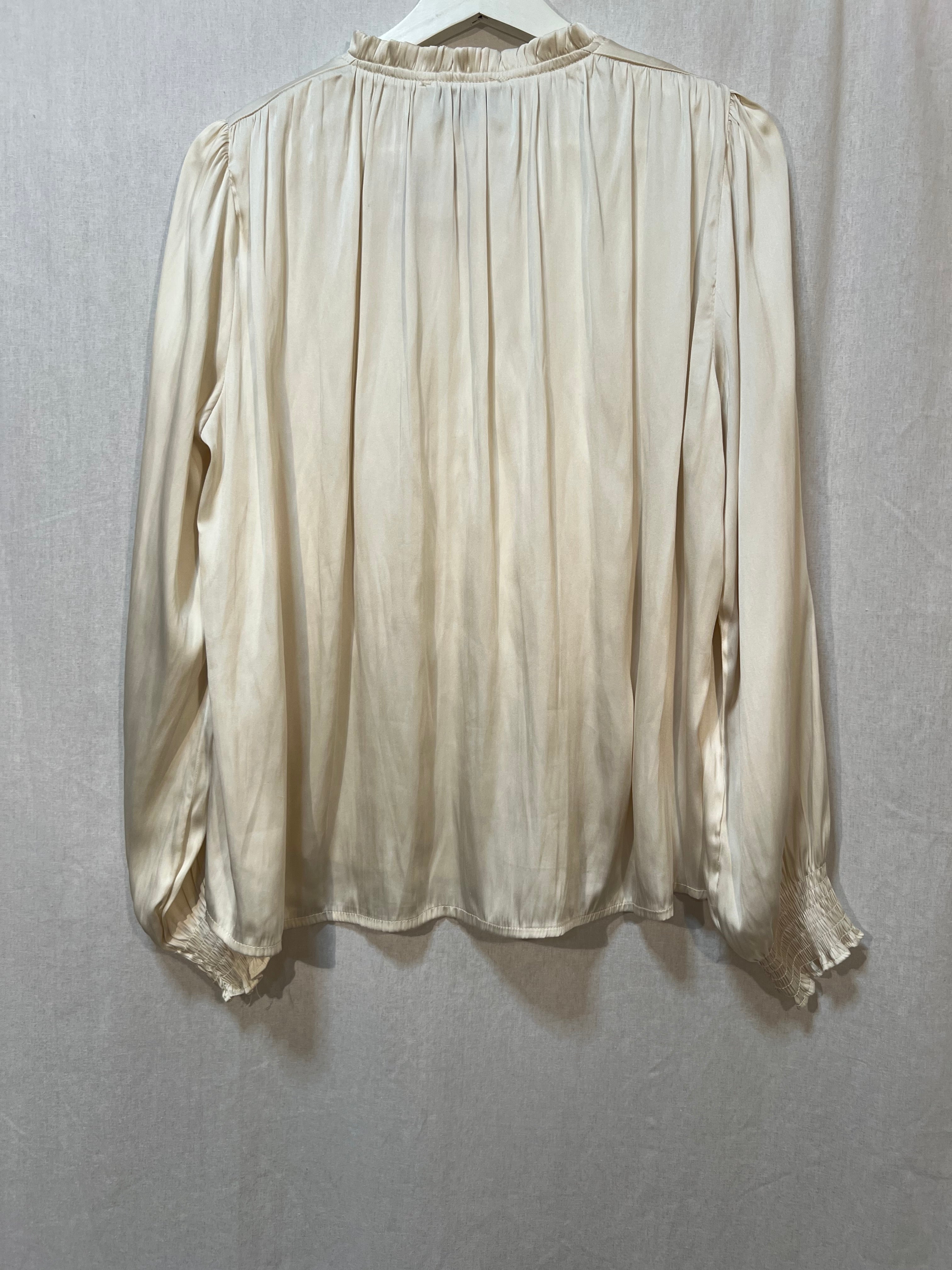 Satin Blus