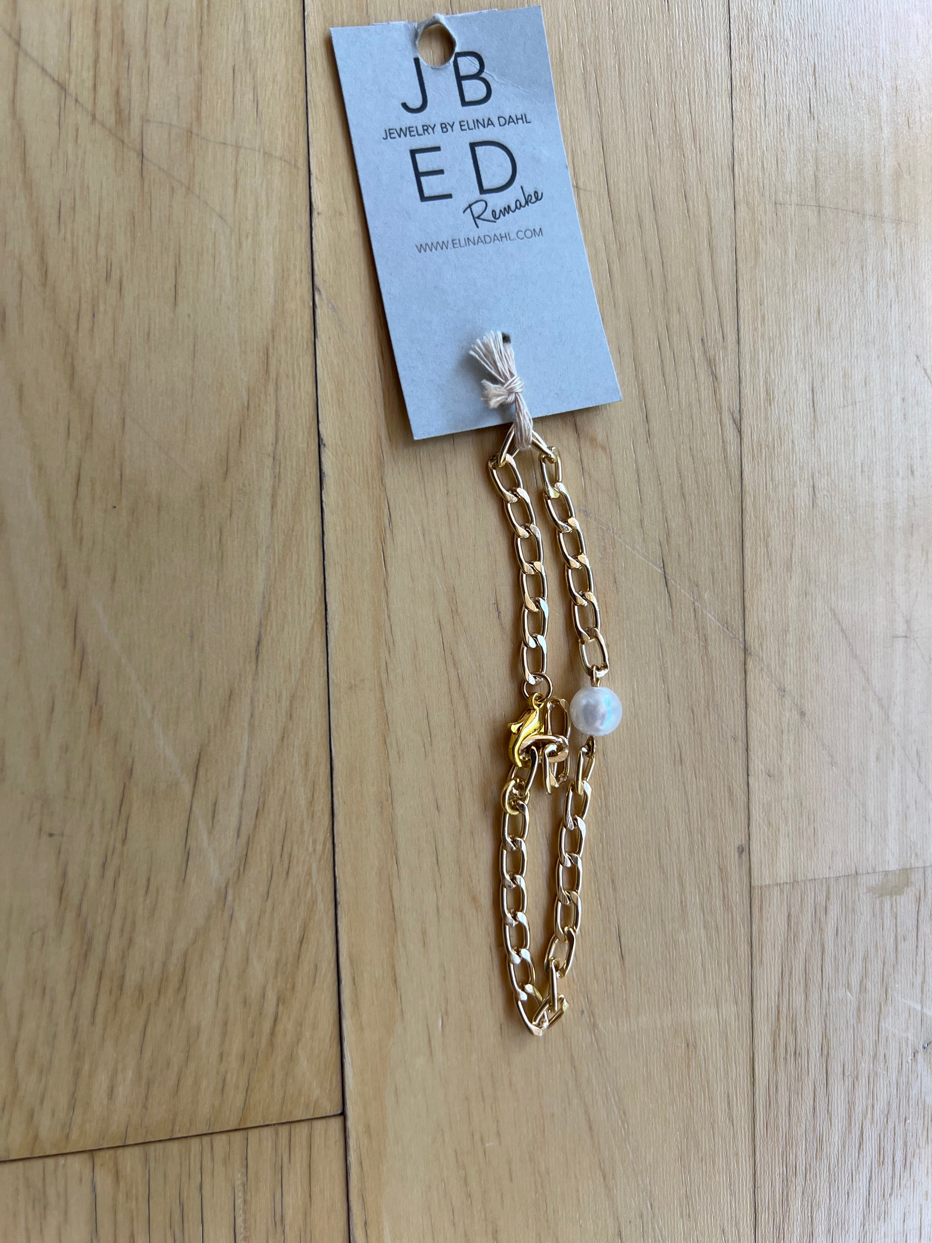 JBED Guldig nickelfri kedja armband vit pärla