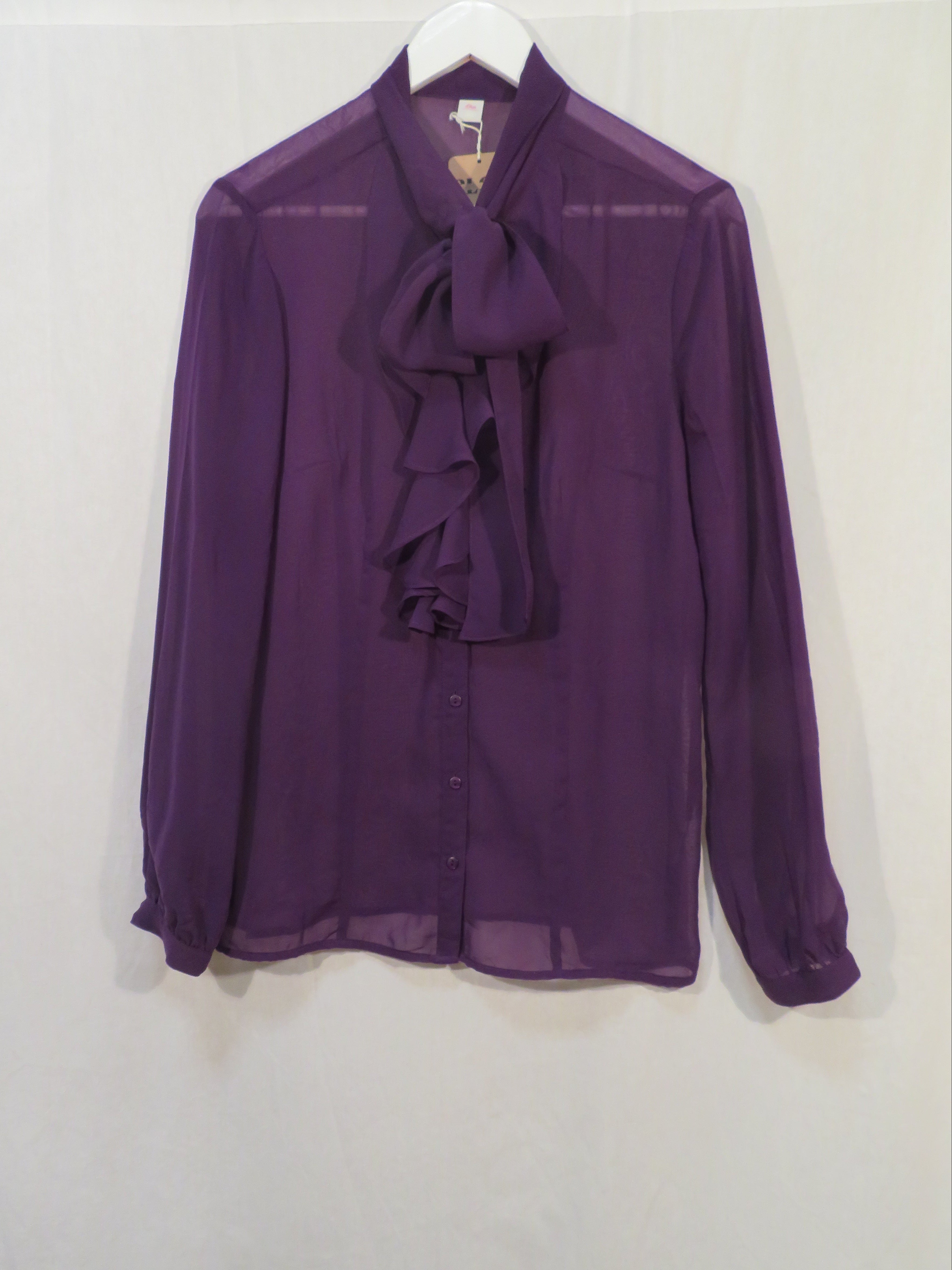 Blus med Krås och knytband