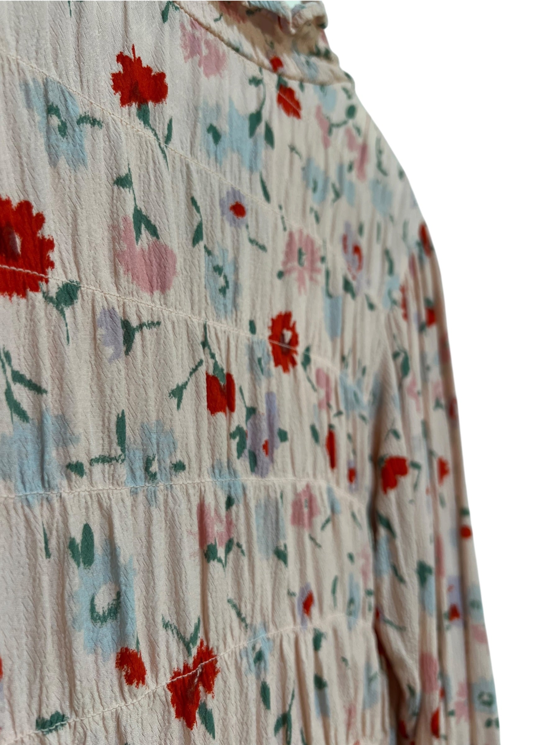 Blommig Smockblus