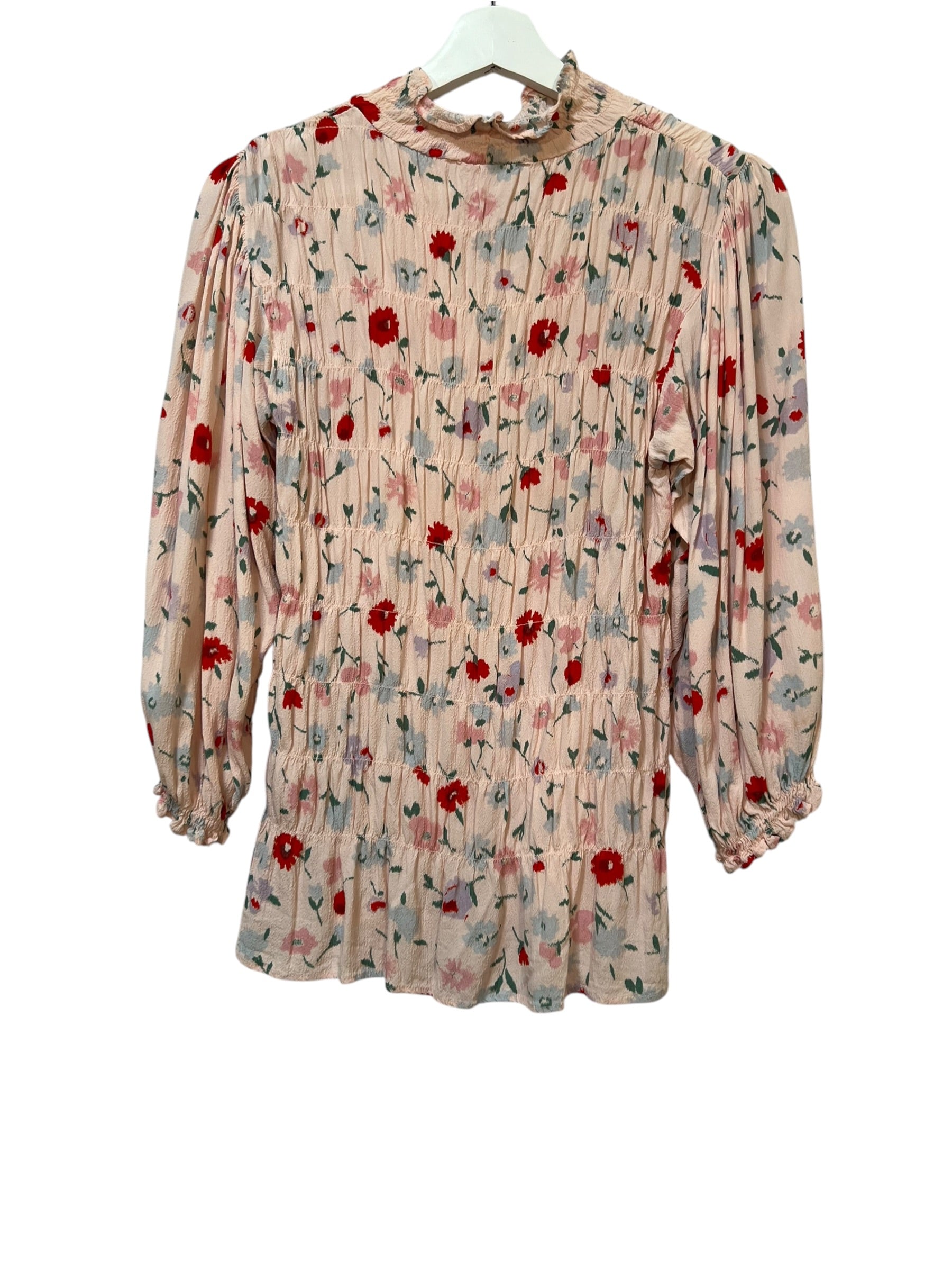 Blommig Smockblus