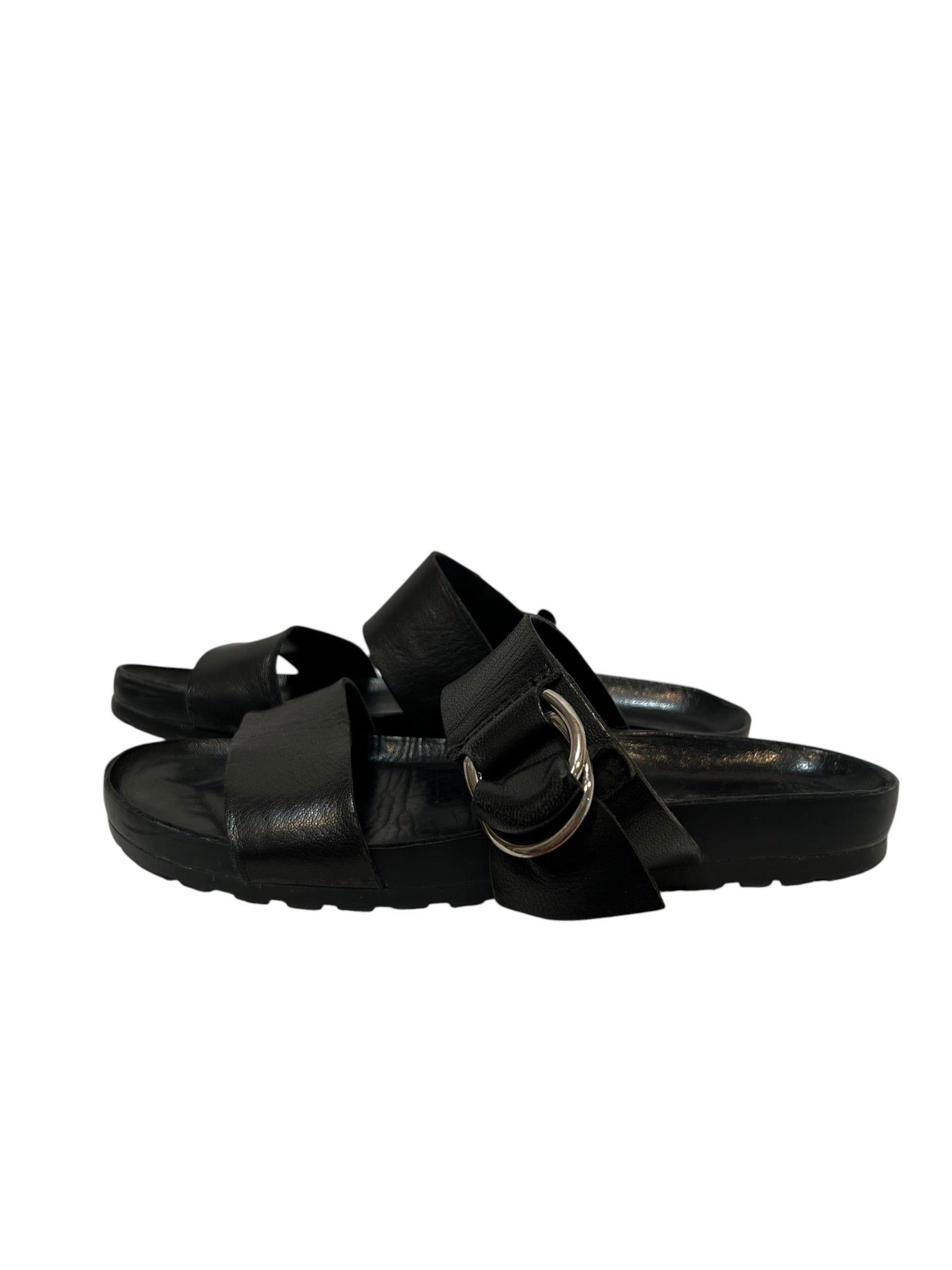 Sandal
