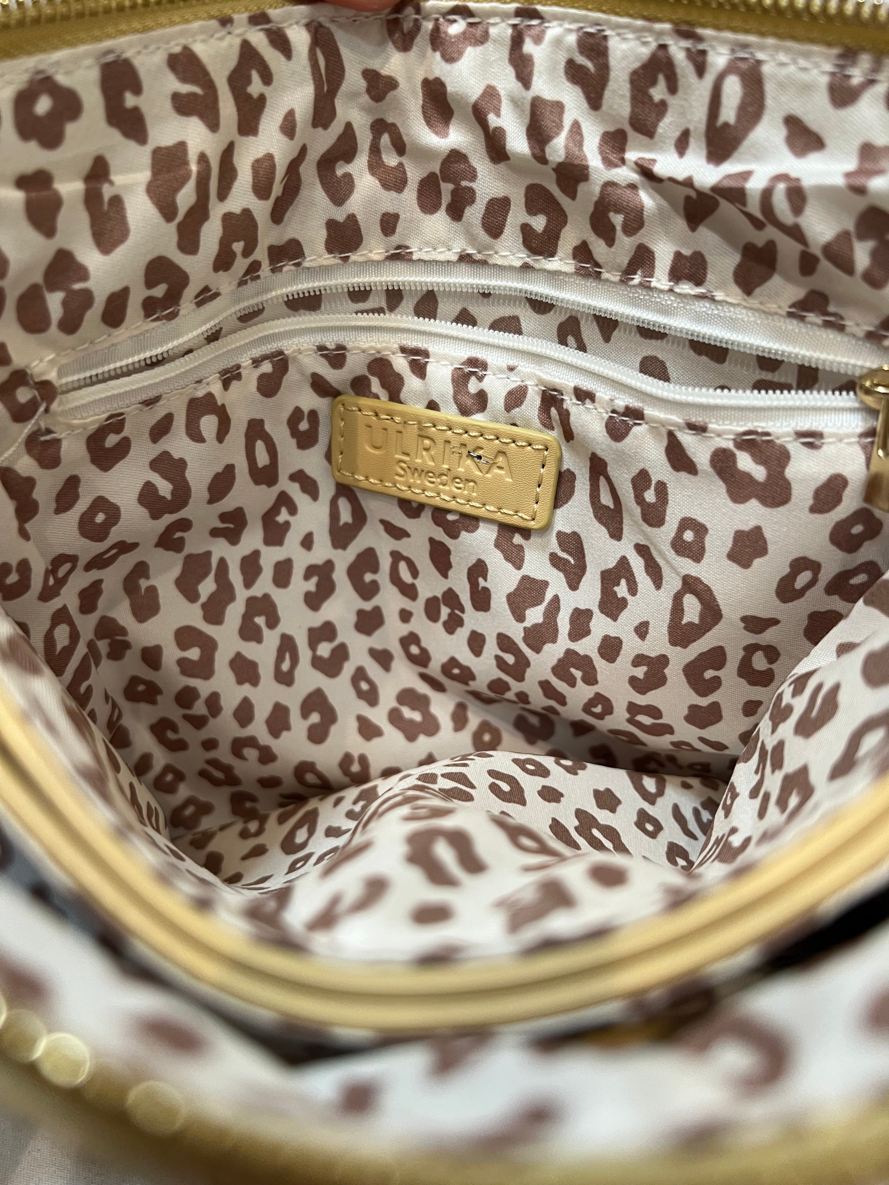 Crossbody väska