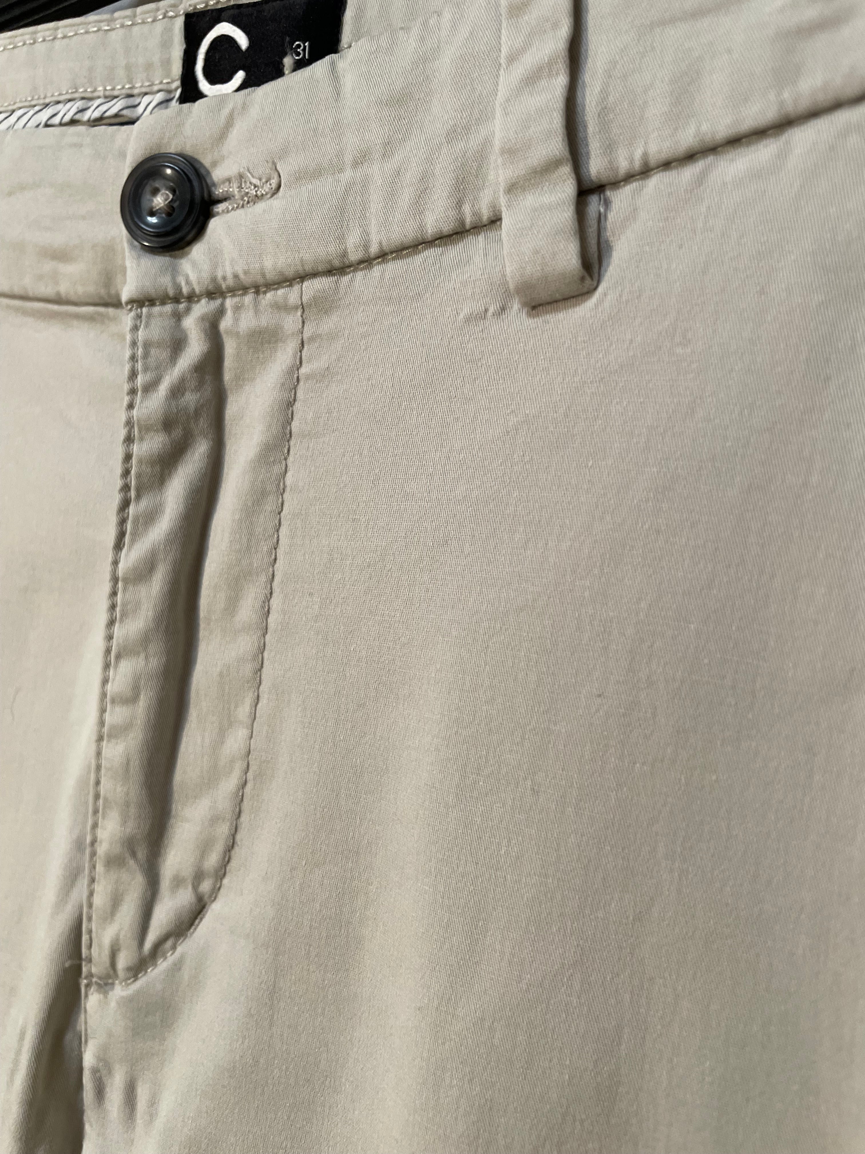 Chinos